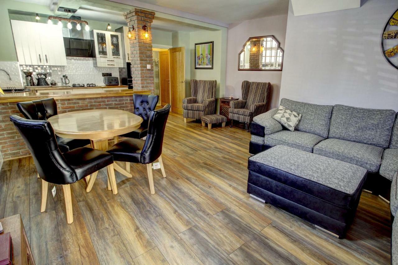 The Old Joiner'S Shop Appartement Whitby Buitenkant foto